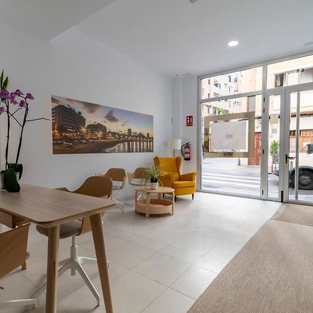 Nuevos Lightbooking Livian Suites Las Palmas Buitenkant foto