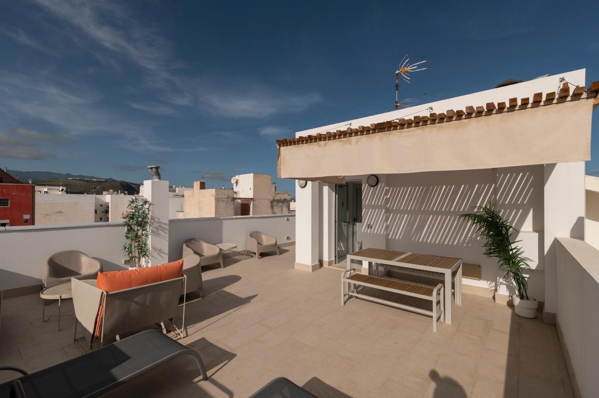 Nuevos Lightbooking Livian Suites Las Palmas Buitenkant foto